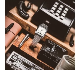 AQ-230A-7DMQYES Casio karóra