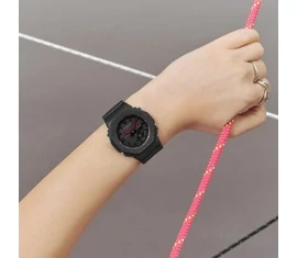 GMA-P2100SA-1A1ER Casio karóra