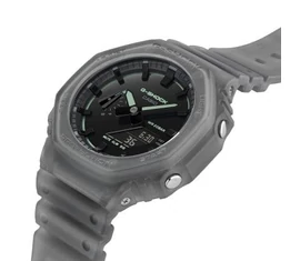 GA-2100K-1AER Casio karóra