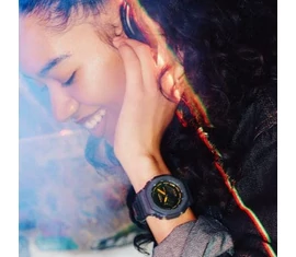 GA-2100K-2AER Casio karóra