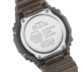 GA-2100K-5AER Casio karóra