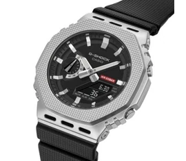 GM-2100M-1AER Casio karóra