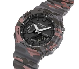 GA-2100CM-8AER Casio karóra