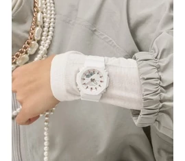 GMA-P2100M-7AER Casio karóra