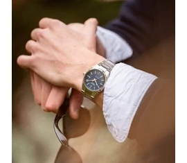 EFK-110D-2AER Casio karóra