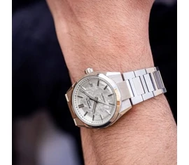 EFK-110D-7AER Casio karóra