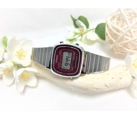 LA670WA-4 Casio Retro Női karóra