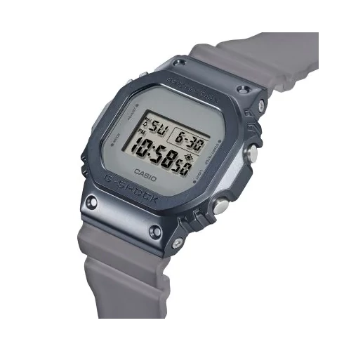 GM-5600MF-2ER Casio G-Shock Férfi karóra