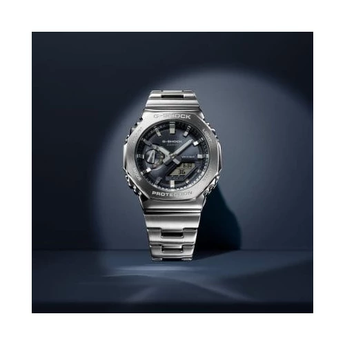 GM-2110D-8AER Casio karóra