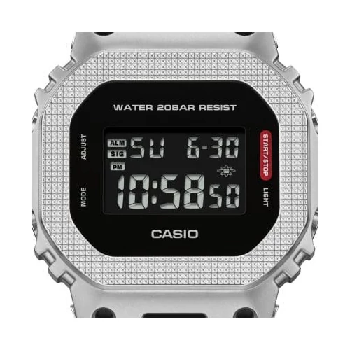 GM-5600M-1ER Casio karóra