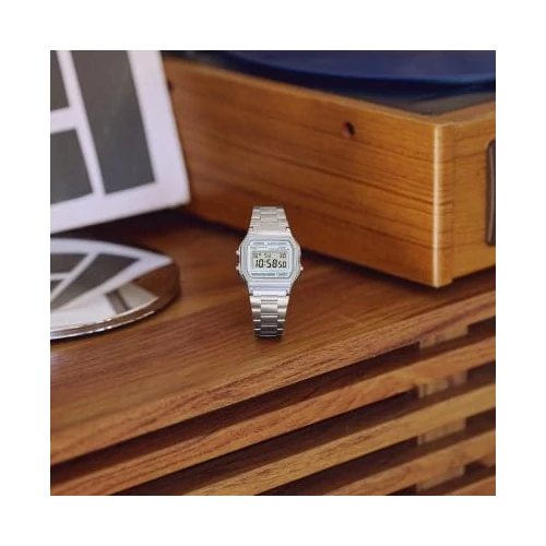 A158WEA-7EF Casio karóra