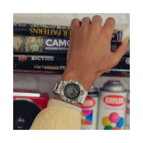 GA-2100CM-5AER Casio karóra