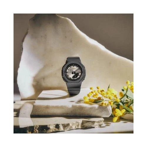 GMA-P2126W-8AER Casio karóra