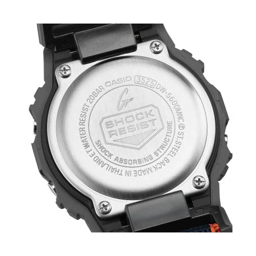 DW-5600MNC-8A2ER Casio karóra